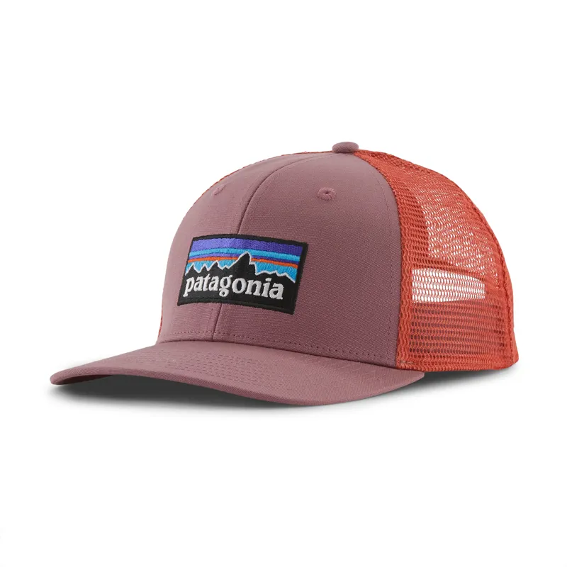 Patagonia P 6 Logo Trucker Hat in Evening Mauve